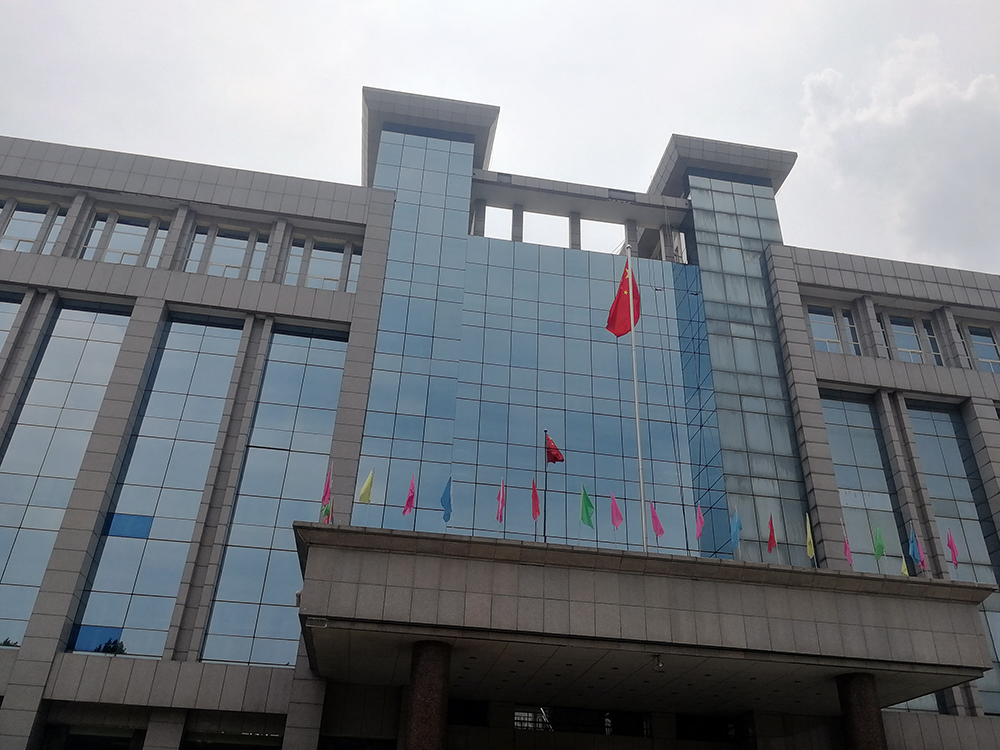 高層住宅玻璃清潔困難多，如何輕松搞定高層玻璃的難題？